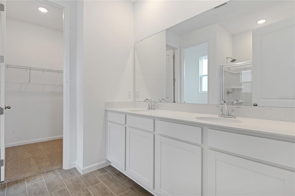 For Sale: $439,999 (3 beds, 2 baths, 1965 Square Feet)
