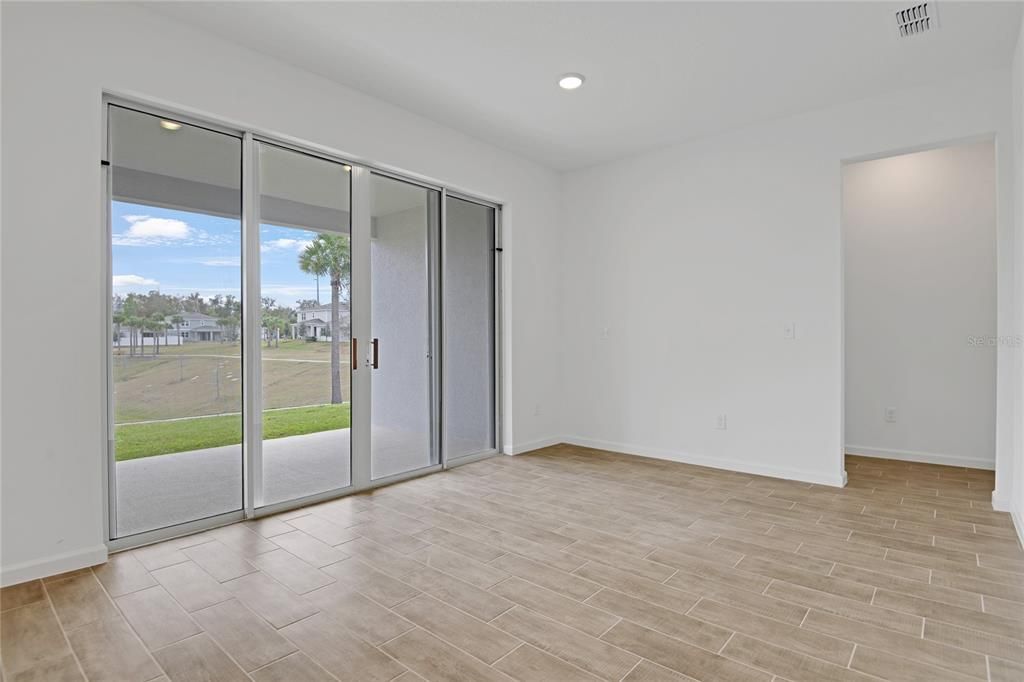 For Sale: $439,999 (3 beds, 2 baths, 1965 Square Feet)