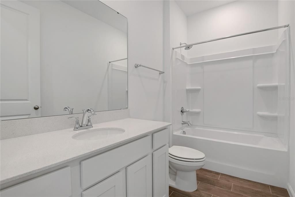 For Sale: $439,999 (3 beds, 2 baths, 1965 Square Feet)