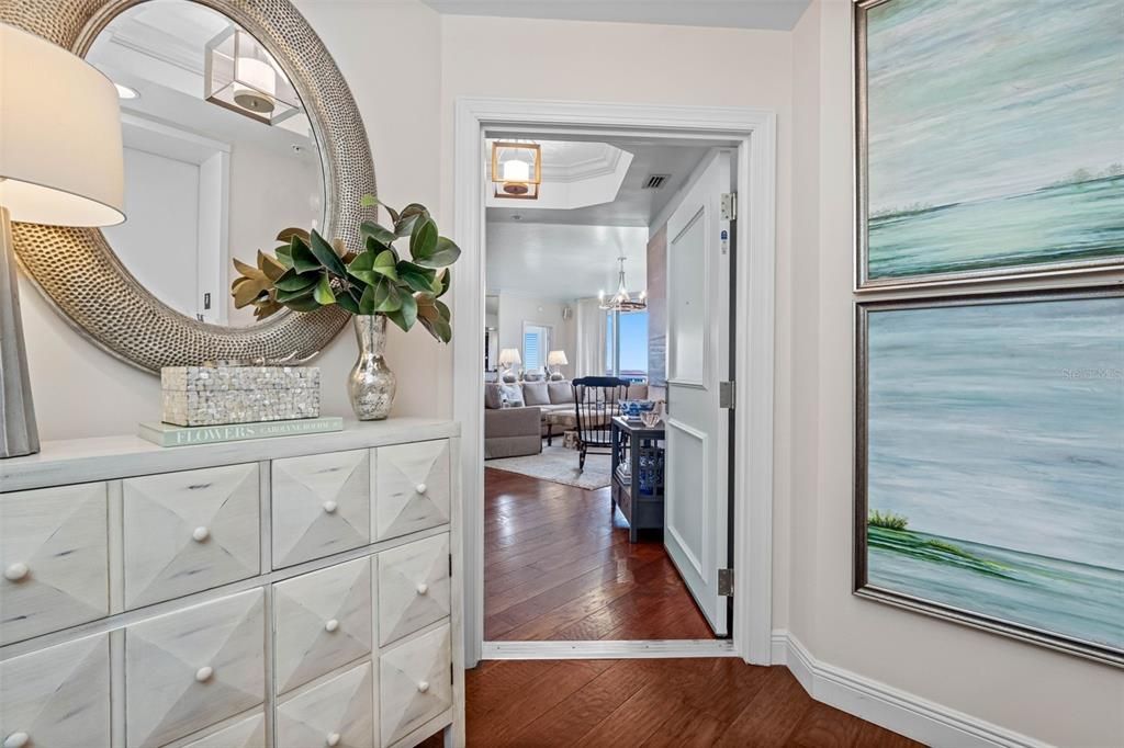 Active With Contract: $925,000 (3 beds, 2 baths, 2000 Square Feet)