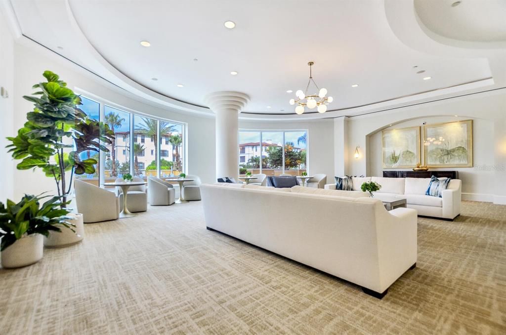 Active With Contract: $925,000 (3 beds, 2 baths, 2000 Square Feet)