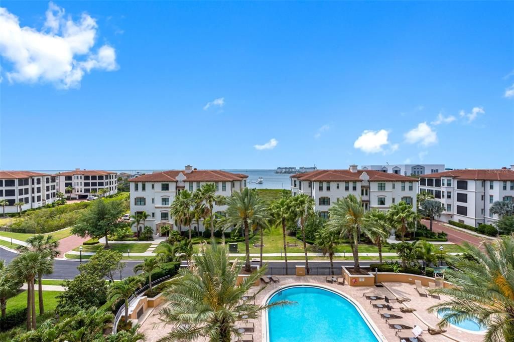 Active With Contract: $925,000 (3 beds, 2 baths, 2000 Square Feet)