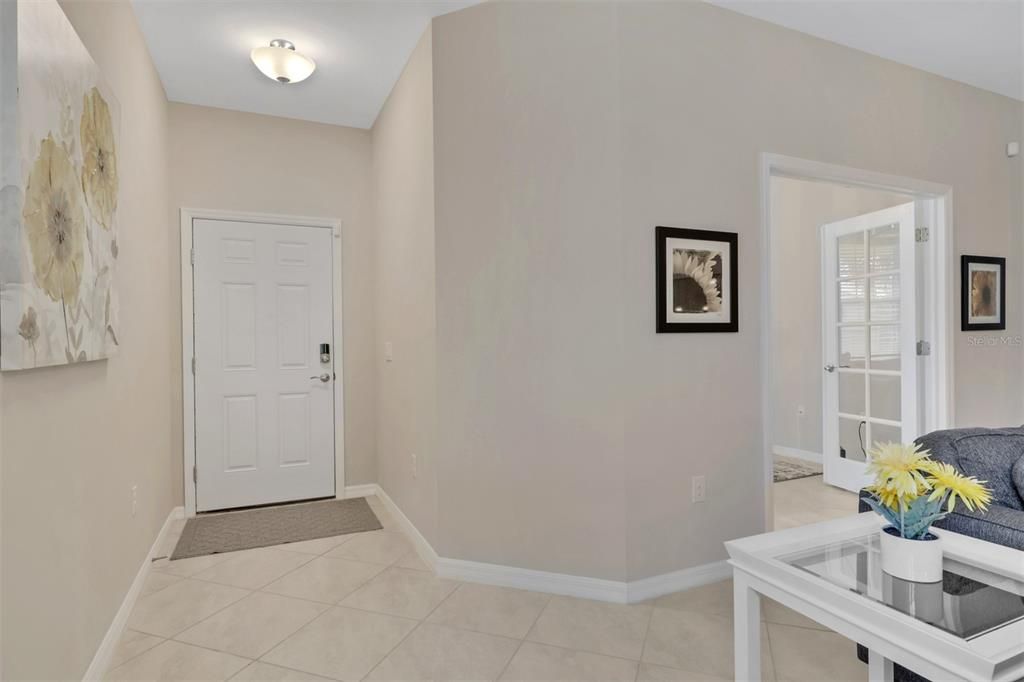Active With Contract: $249,000 (2 beds, 2 baths, 1544 Square Feet)