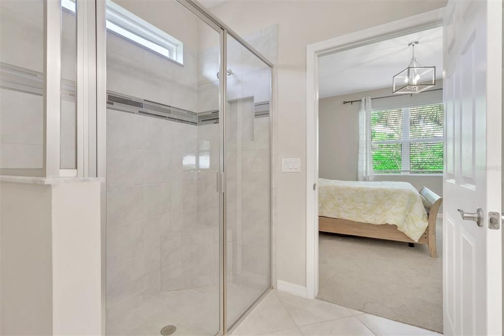Active With Contract: $249,000 (2 beds, 2 baths, 1544 Square Feet)