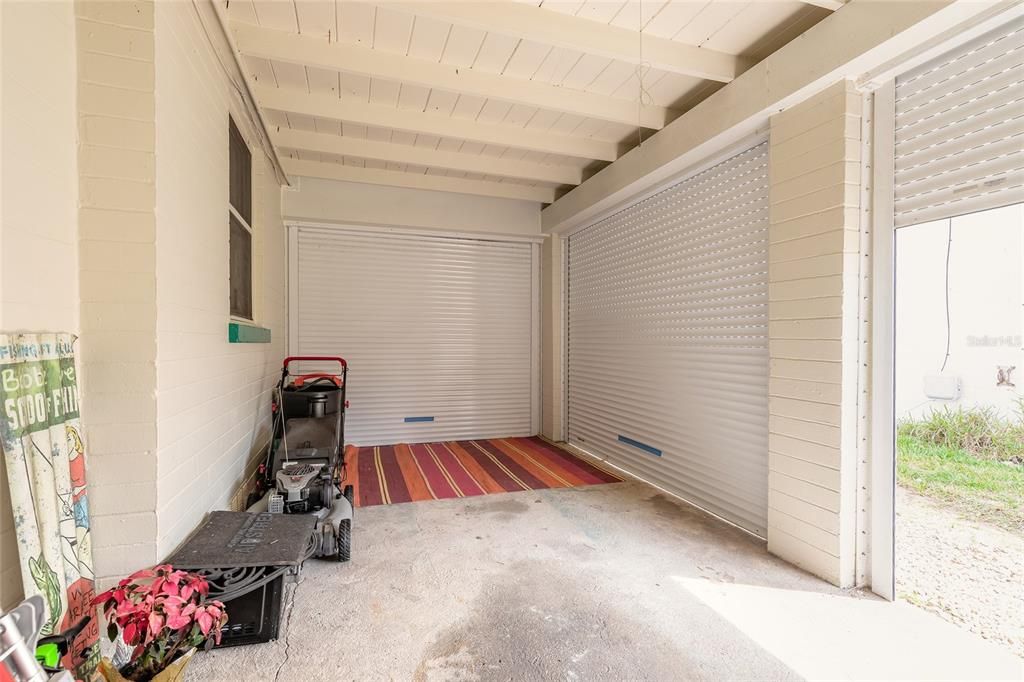 Active With Contract: $334,900 (3 beds, 1 baths, 1527 Square Feet)