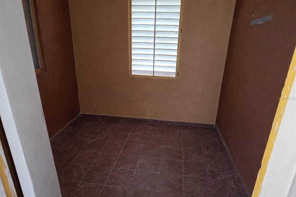 For Sale: $240,000 (0 beds, 0 baths, 1581 Square Feet)