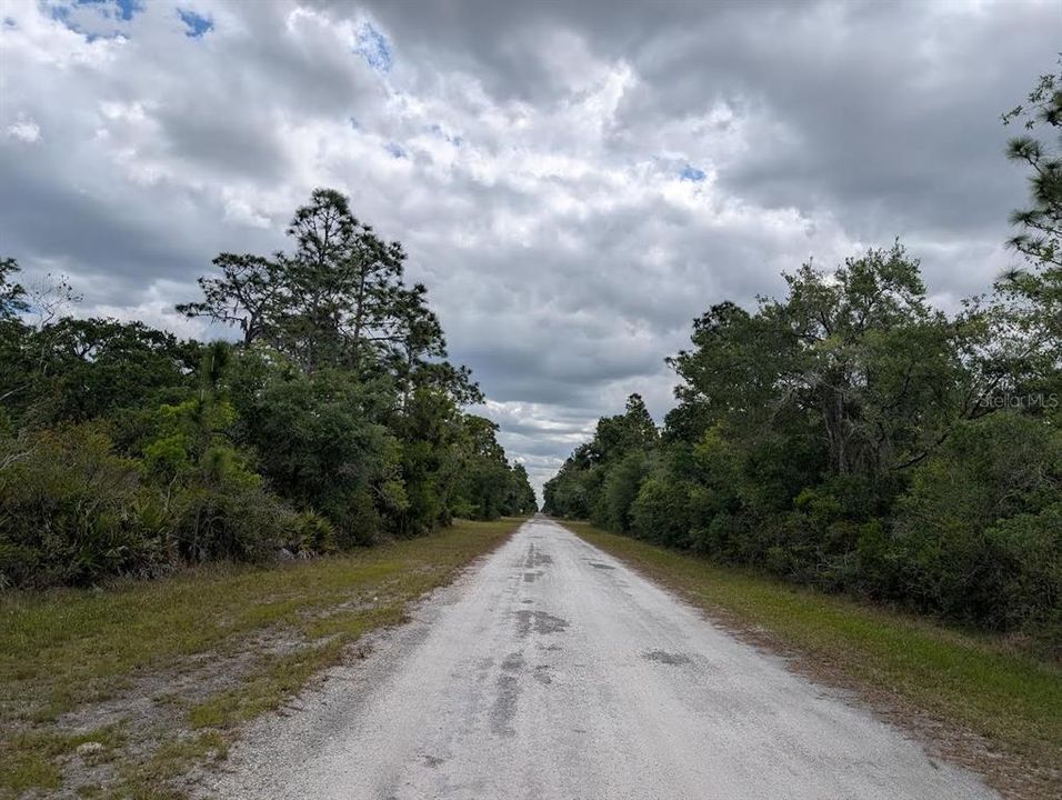 На продажу: $16,000 (0.50 acres)