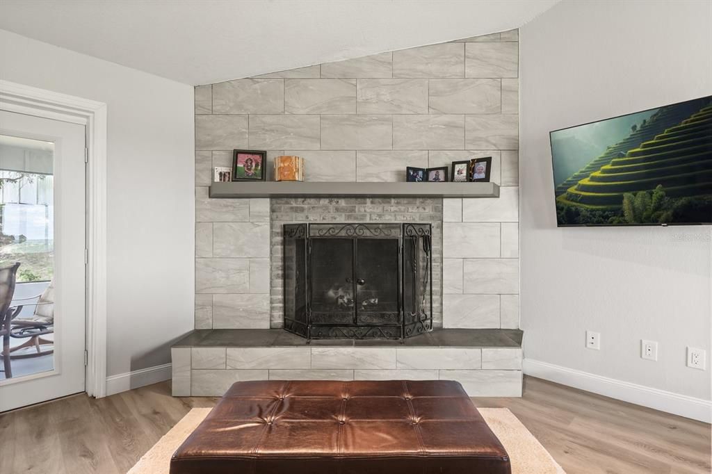 For Sale: $589,000 (4 beds, 3 baths, 2586 Square Feet)