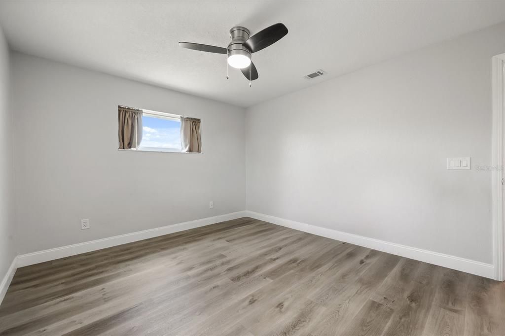 For Sale: $589,000 (4 beds, 3 baths, 2586 Square Feet)