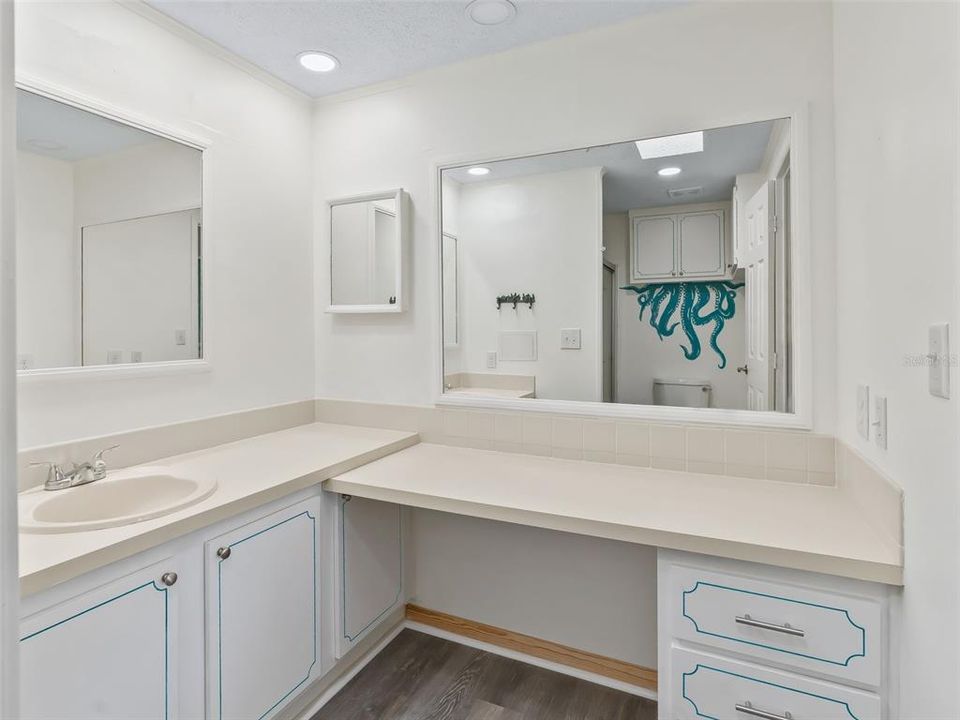 For Sale: $205,000 (2 beds, 2 baths, 1513 Square Feet)