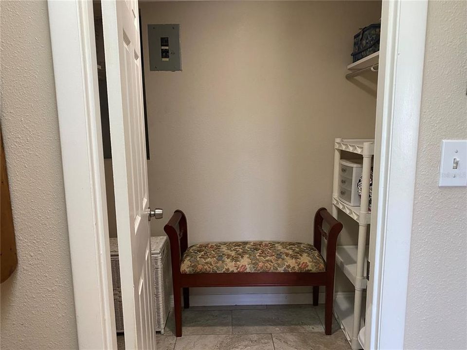 For Sale: $129,000 (2 beds, 2 baths, 1144 Square Feet)