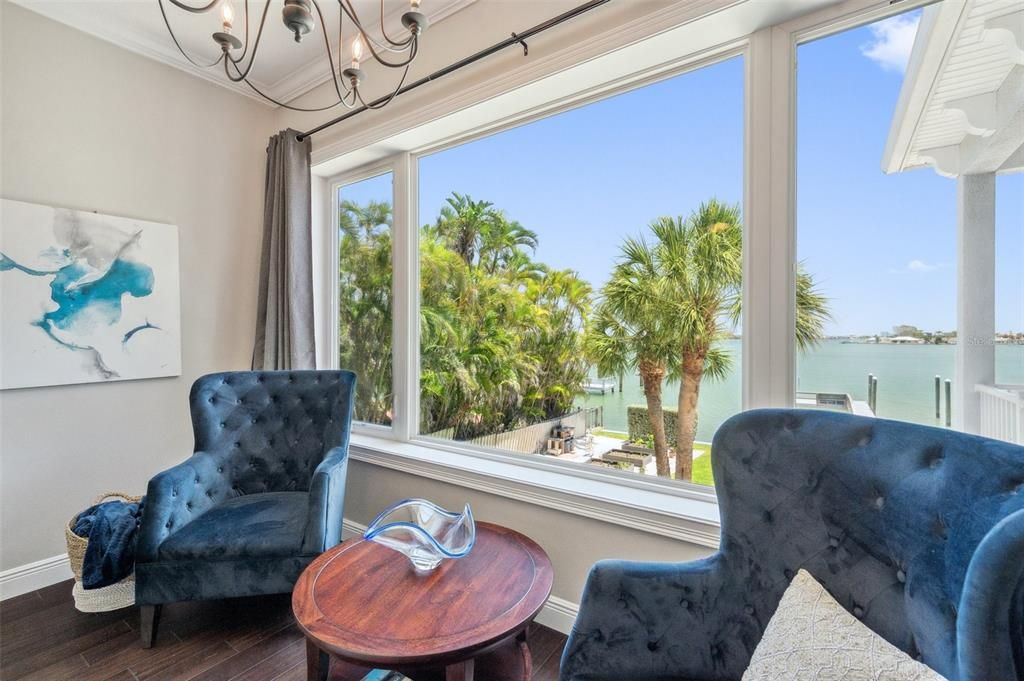 For Sale: $3,399,700 (5 beds, 4 baths, 3741 Square Feet)