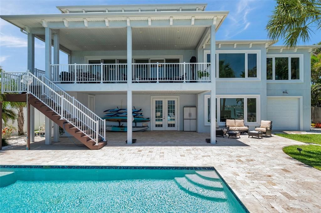 For Sale: $3,399,700 (5 beds, 4 baths, 3741 Square Feet)