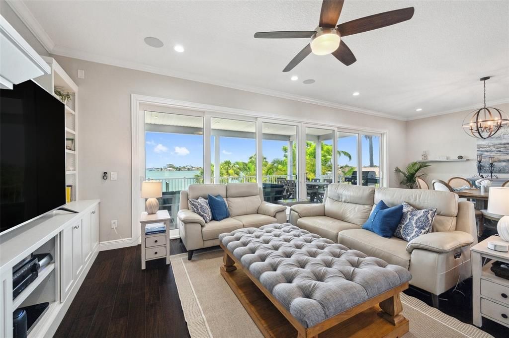 For Sale: $3,399,700 (5 beds, 4 baths, 3741 Square Feet)