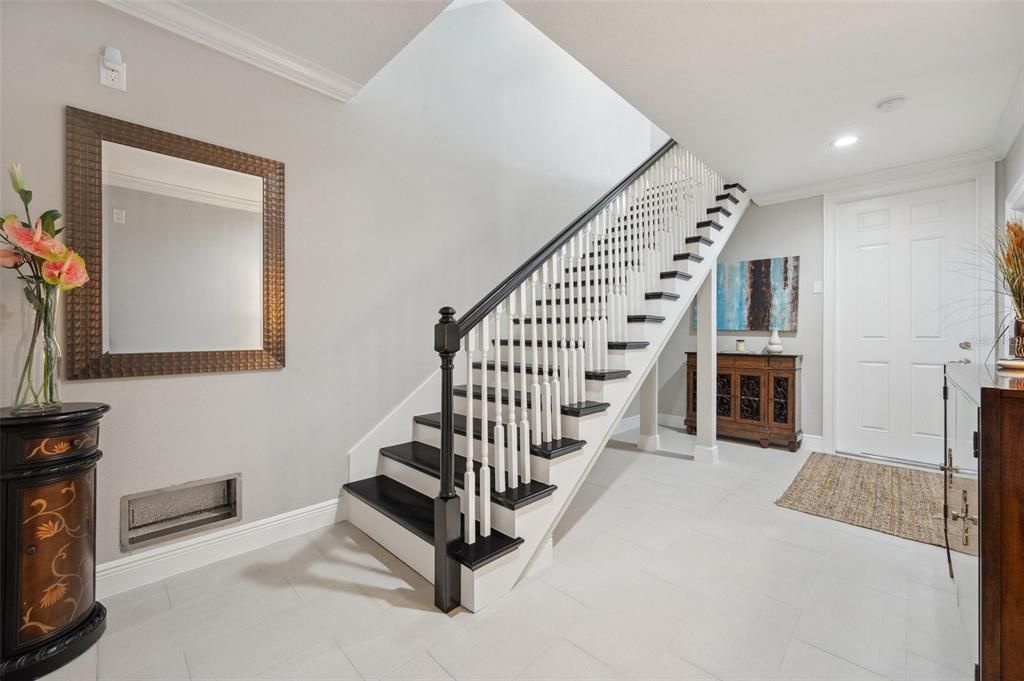 For Sale: $3,399,700 (5 beds, 4 baths, 3741 Square Feet)