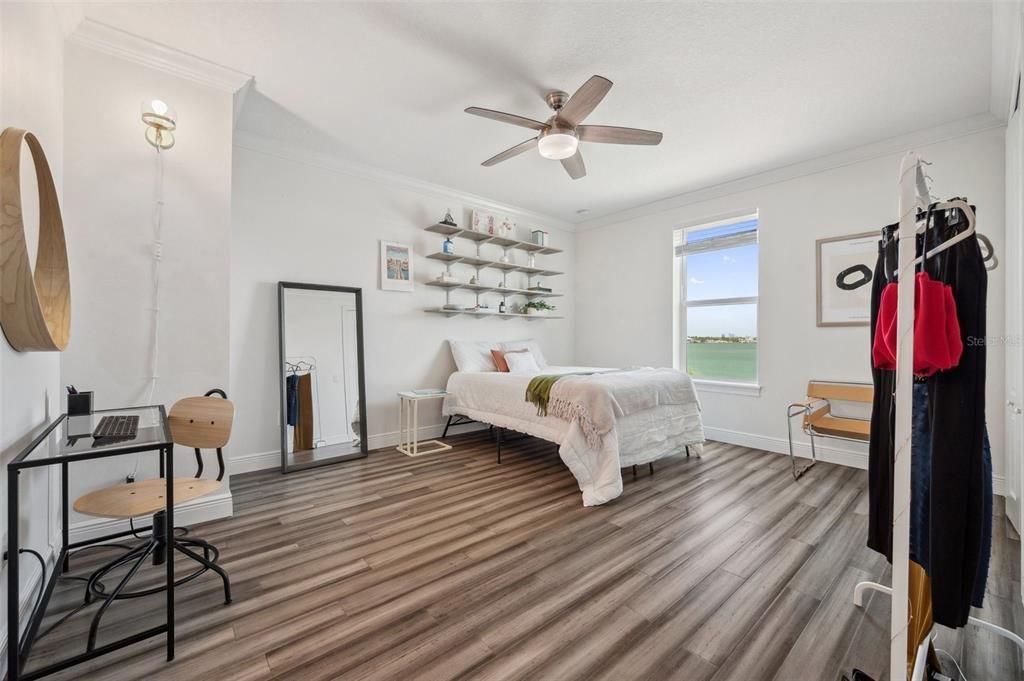 For Sale: $3,399,700 (5 beds, 4 baths, 3741 Square Feet)