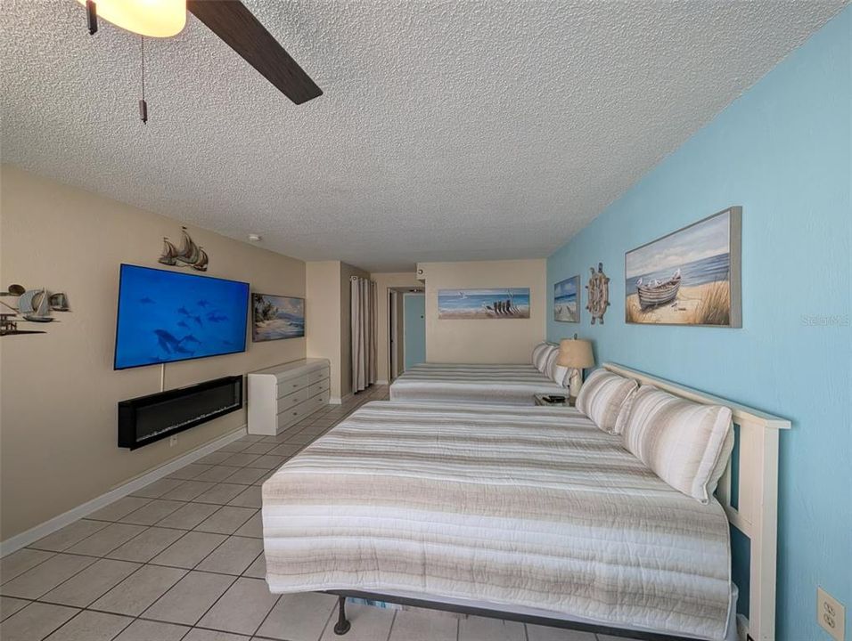 For Sale: $109,000 (0 beds, 1 baths, 343 Square Feet)