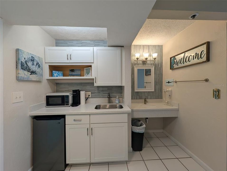 For Sale: $109,000 (0 beds, 1 baths, 343 Square Feet)