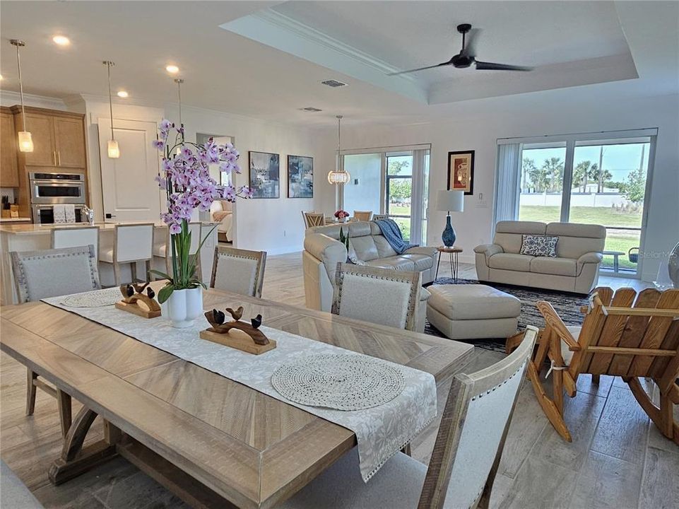 For Rent: $5,400 (3 beds, 2 baths, 2207 Square Feet)