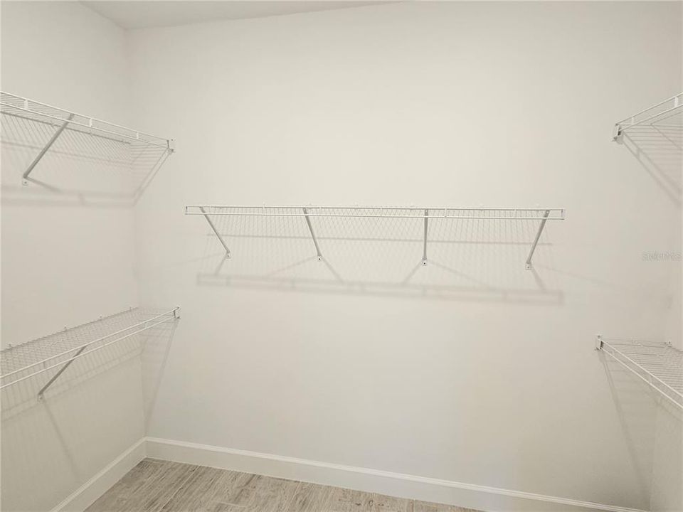For Rent: $5,400 (3 beds, 2 baths, 2207 Square Feet)
