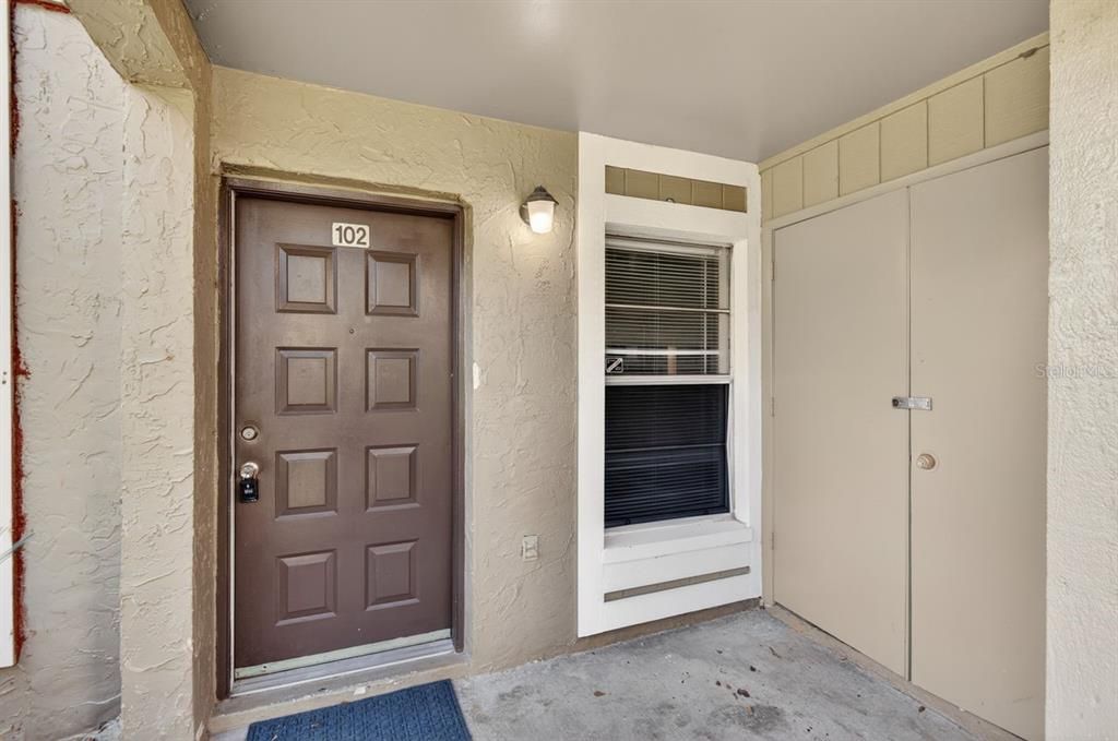 For Rent: $1,500 (2 beds, 2 baths, 912 Square Feet)
