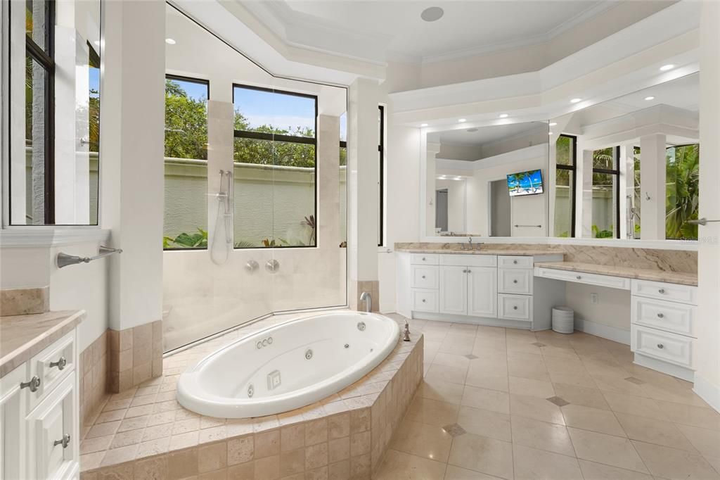 For Sale: $4,900,000 (4 beds, 4 baths, 4539 Square Feet)