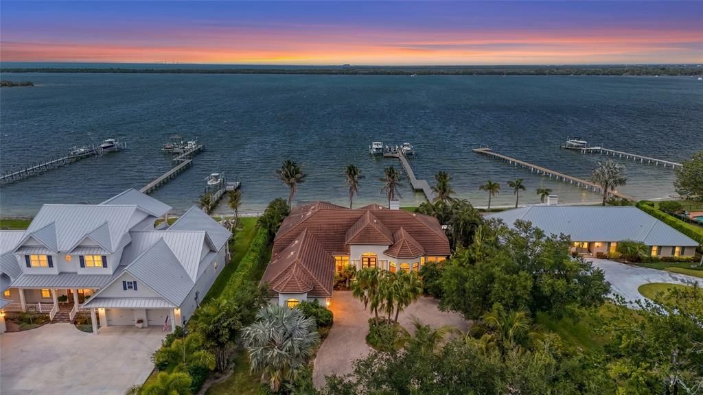 For Sale: $4,900,000 (4 beds, 4 baths, 4539 Square Feet)