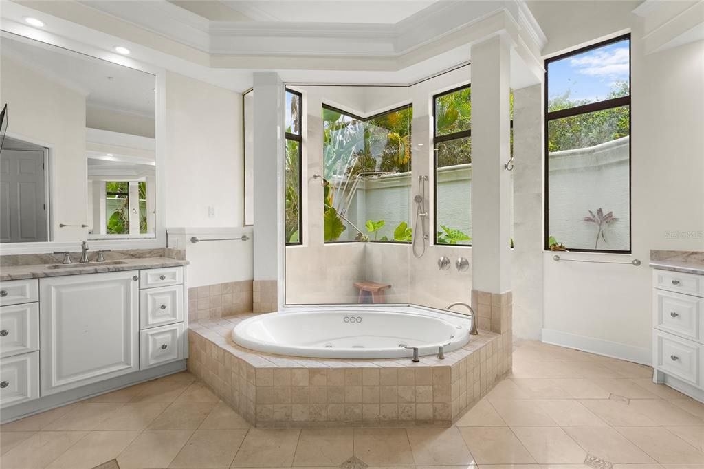 For Sale: $4,900,000 (4 beds, 4 baths, 4539 Square Feet)