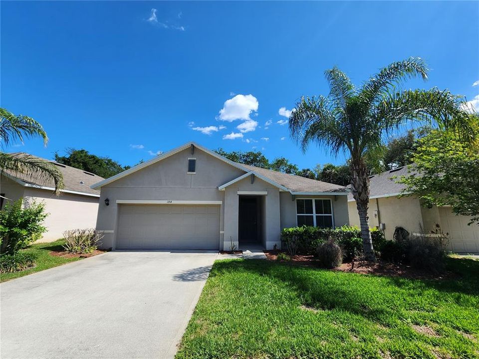 For Rent: $1,900 (3 beds, 2 baths, 1695 Square Feet)