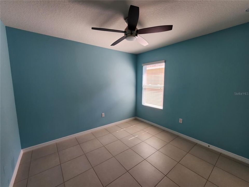 For Rent: $1,900 (3 beds, 2 baths, 1695 Square Feet)