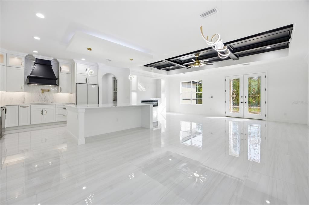 En Venta: $525,000 (4 camas, 3 baños, 2011 Pies cuadrados)