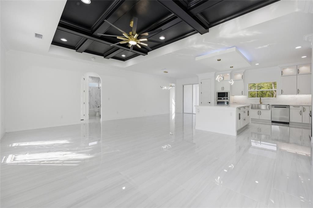 En Venta: $525,000 (4 camas, 3 baños, 2011 Pies cuadrados)