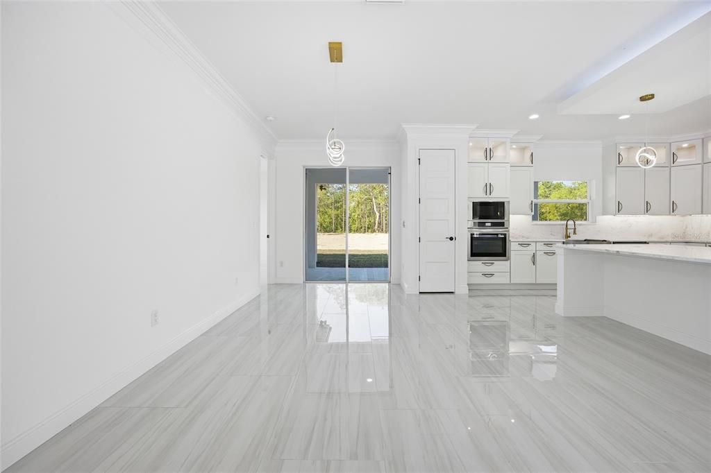 En Venta: $525,000 (4 camas, 3 baños, 2011 Pies cuadrados)