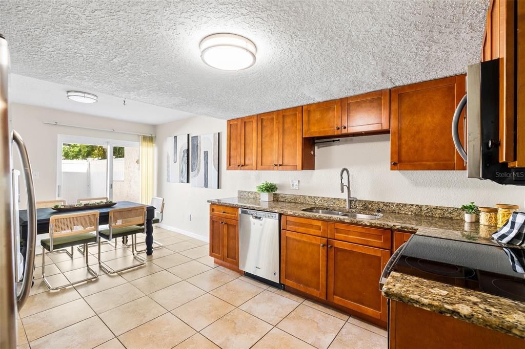 For Sale: $259,000 (3 beds, 2 baths, 1500 Square Feet)