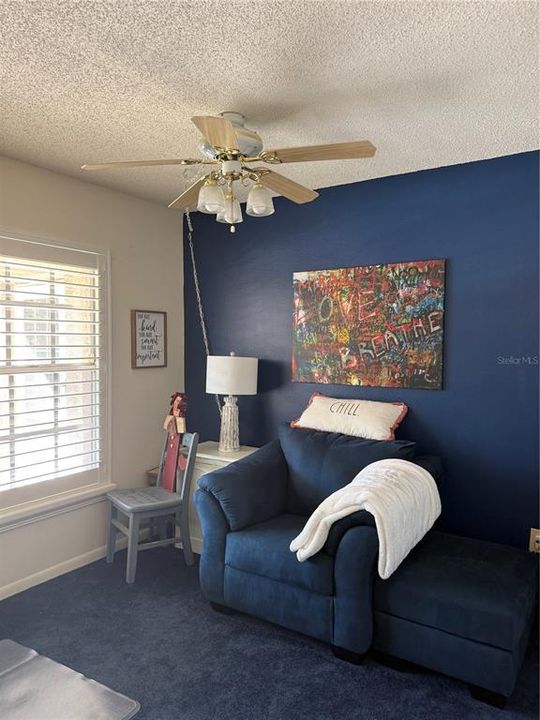 For Sale: $134,900 (2 beds, 2 baths, 935 Square Feet)