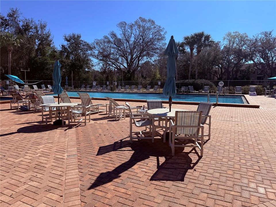 For Sale: $134,900 (2 beds, 2 baths, 935 Square Feet)