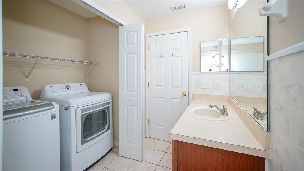 For Sale: $249,000 (3 beds, 2 baths, 1538 Square Feet)