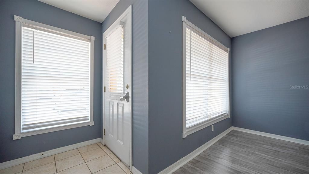 For Sale: $249,000 (3 beds, 2 baths, 1538 Square Feet)