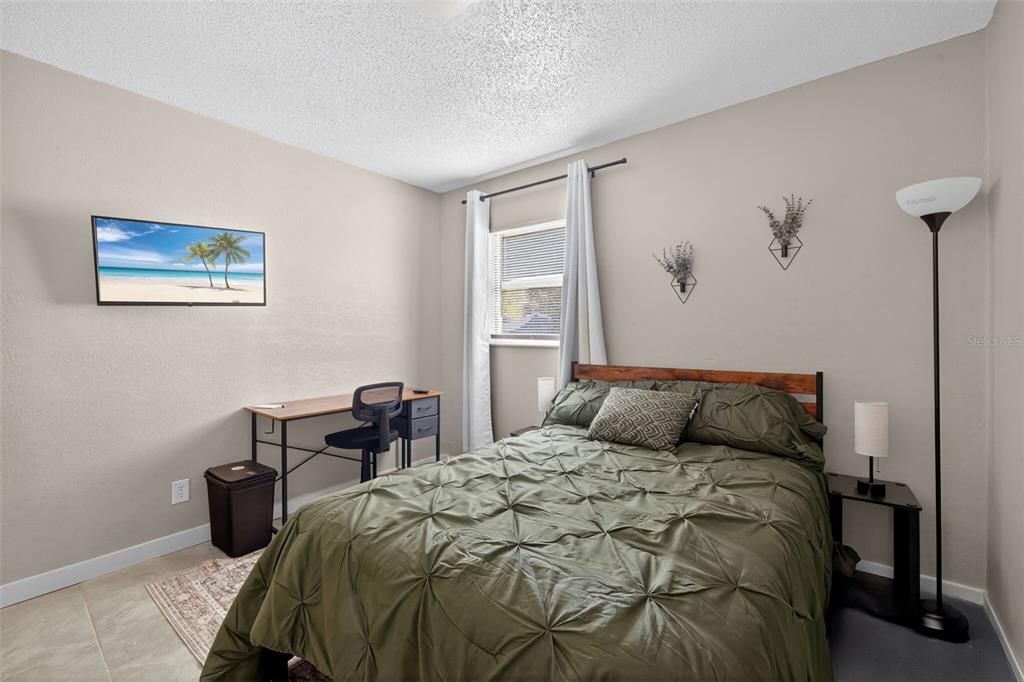 For Sale: $585,000 (8 beds, 2 baths, 2084 Square Feet)
