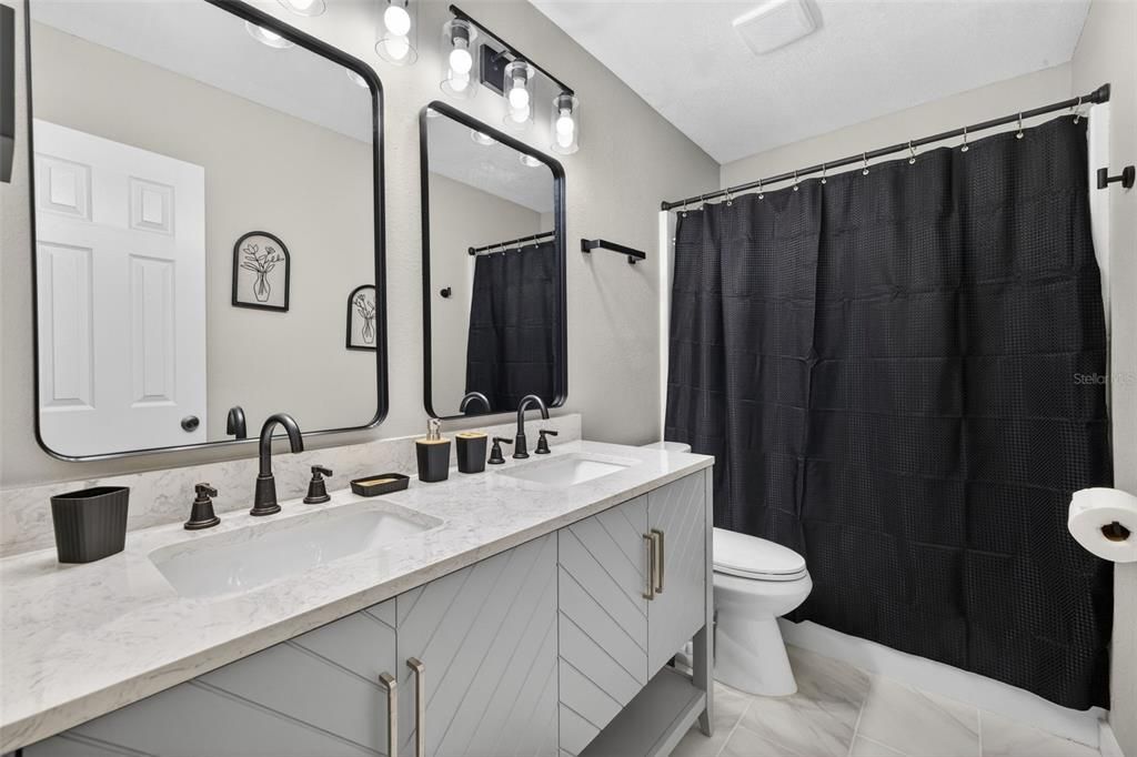 For Sale: $585,000 (8 beds, 2 baths, 2084 Square Feet)