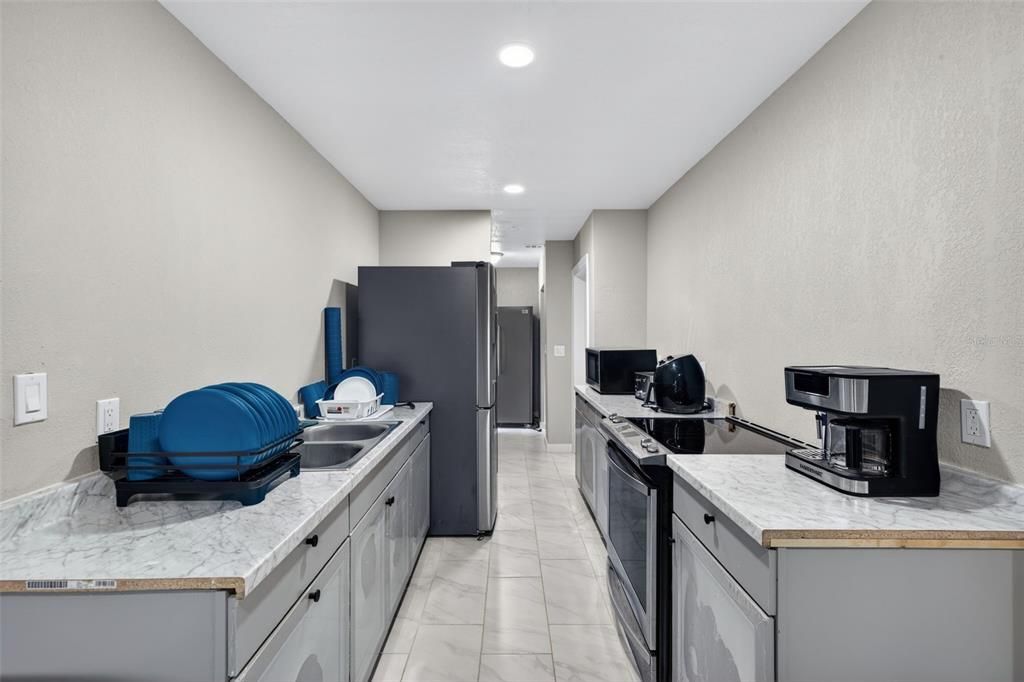 For Sale: $585,000 (8 beds, 2 baths, 2084 Square Feet)