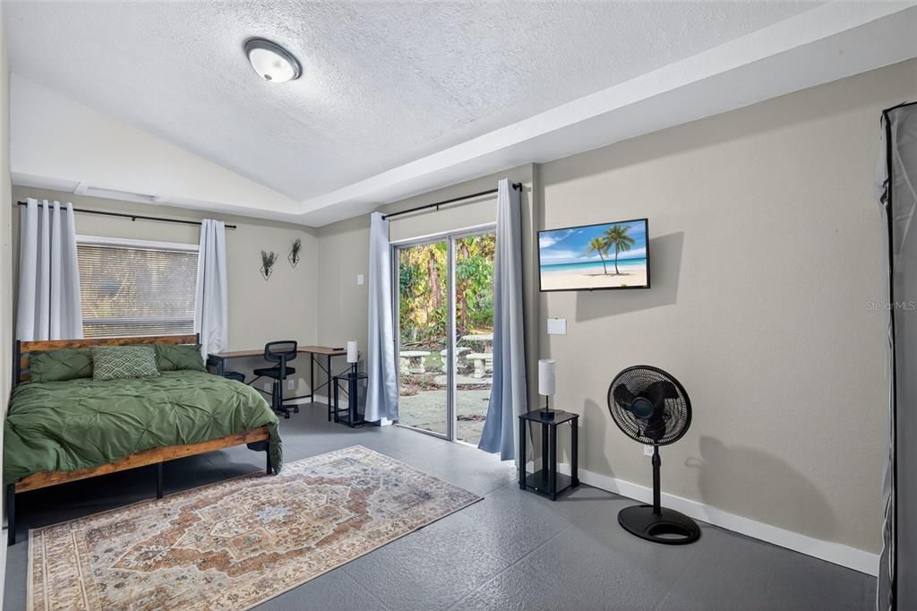 For Sale: $585,000 (8 beds, 2 baths, 2084 Square Feet)