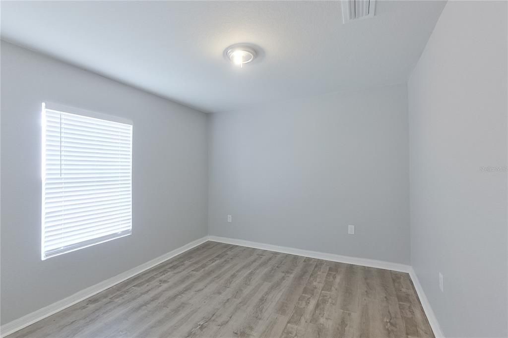 В аренду: $1,895 (4 спален, 2 ванн, 1650 Квадратных фут)