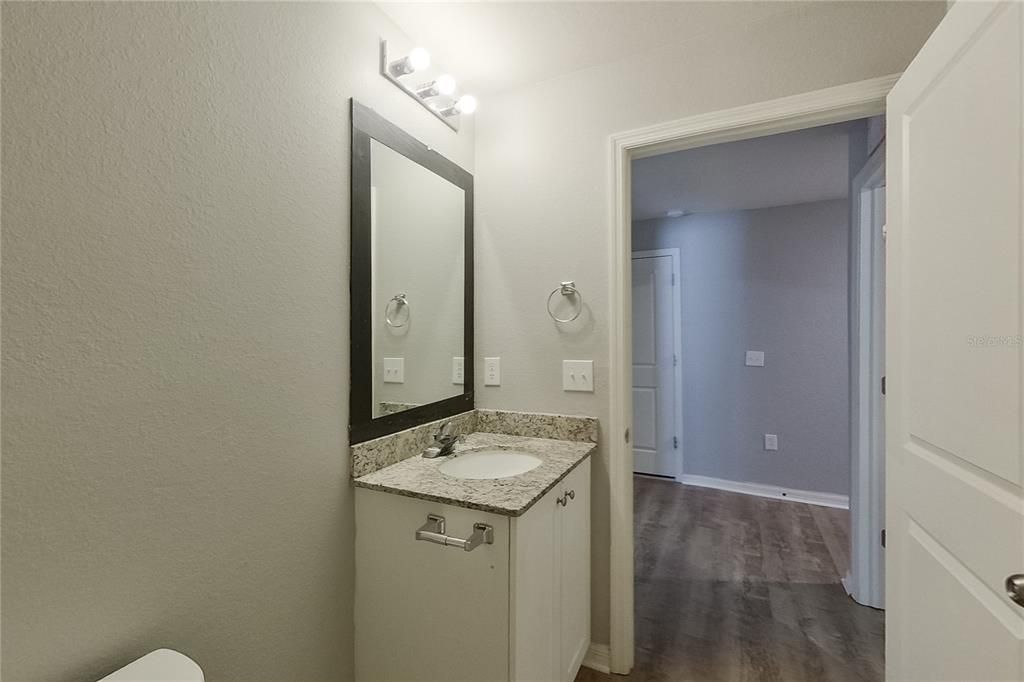 В аренду: $1,895 (4 спален, 2 ванн, 1650 Квадратных фут)