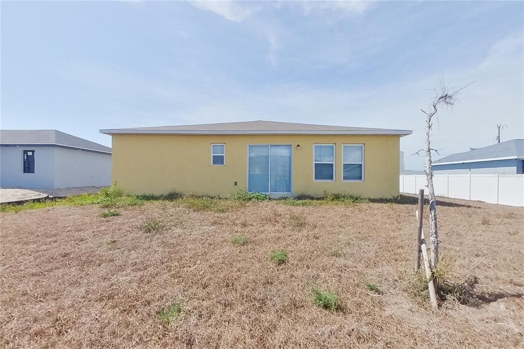 В аренду: $1,895 (4 спален, 2 ванн, 1650 Квадратных фут)
