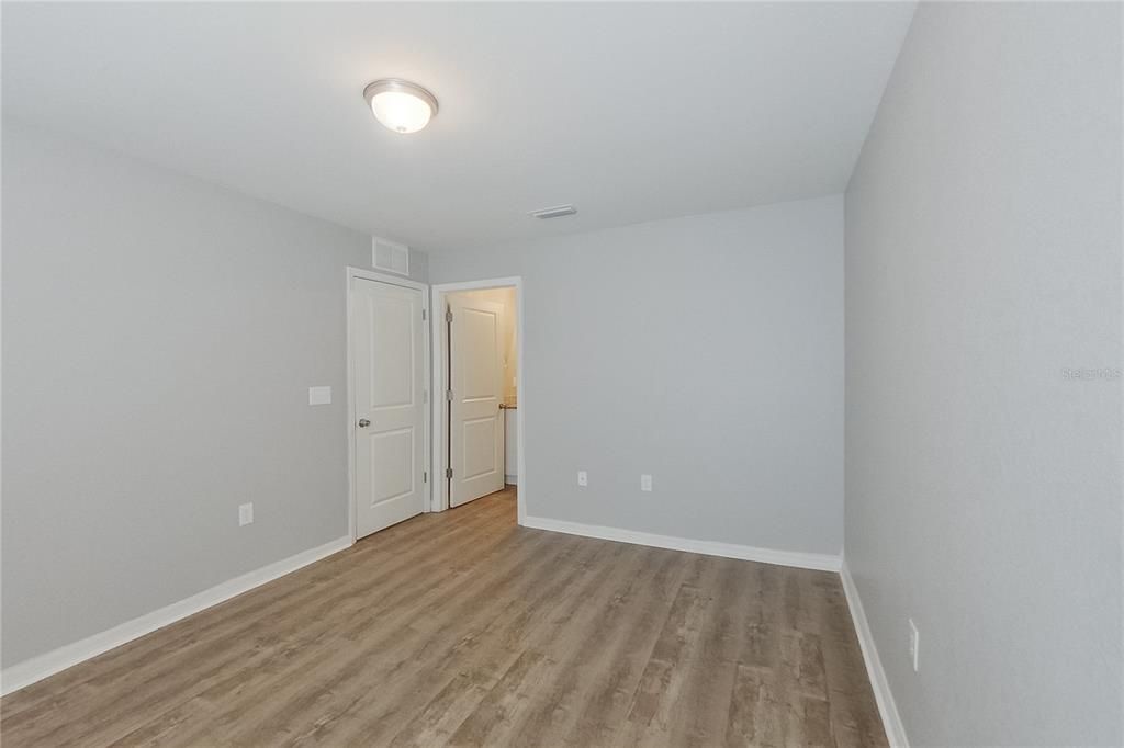 В аренду: $1,895 (4 спален, 2 ванн, 1650 Квадратных фут)