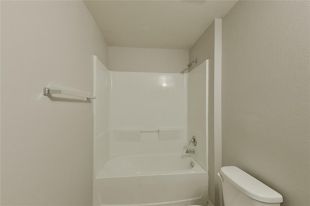 В аренду: $1,895 (4 спален, 2 ванн, 1650 Квадратных фут)