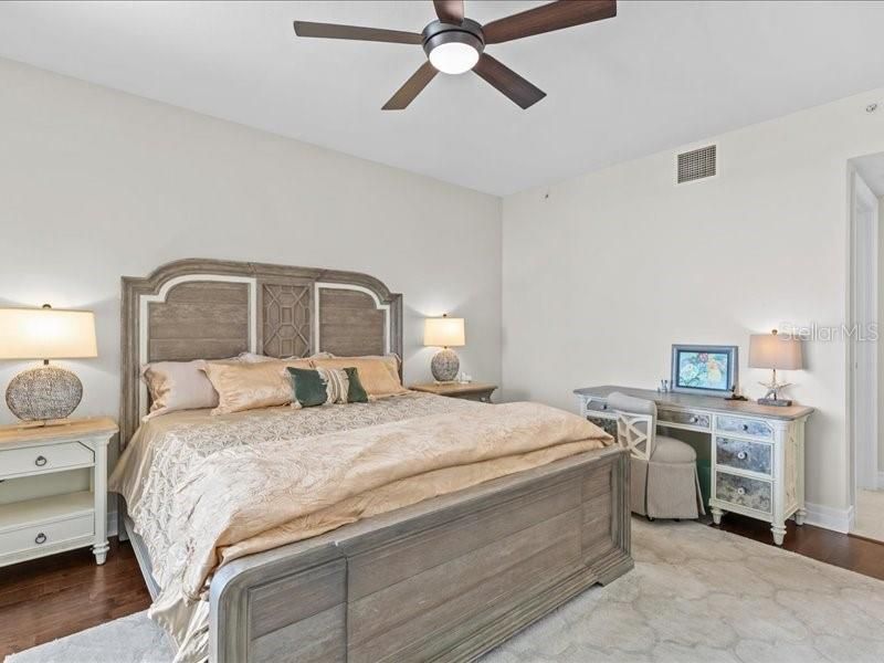 Activo con contrato: $899,000 (2 camas, 2 baños, 1765 Pies cuadrados)