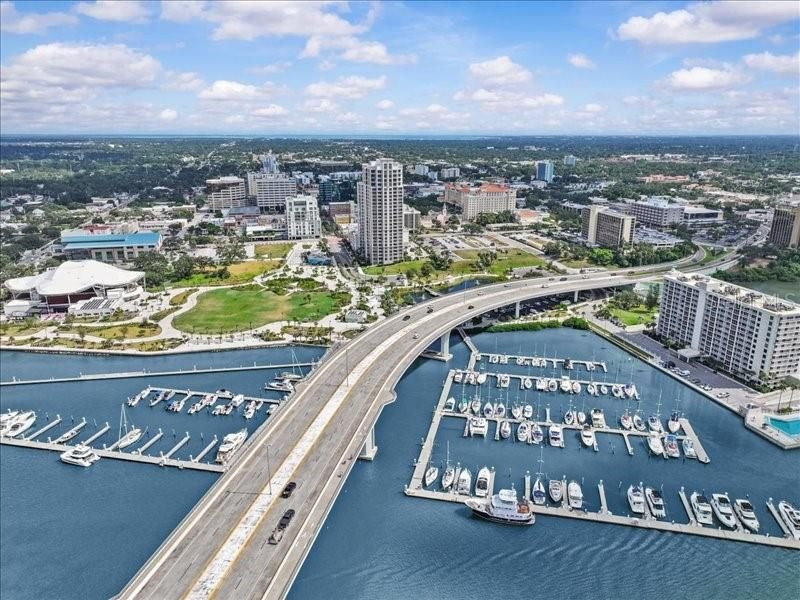 Activo con contrato: $899,000 (2 camas, 2 baños, 1765 Pies cuadrados)