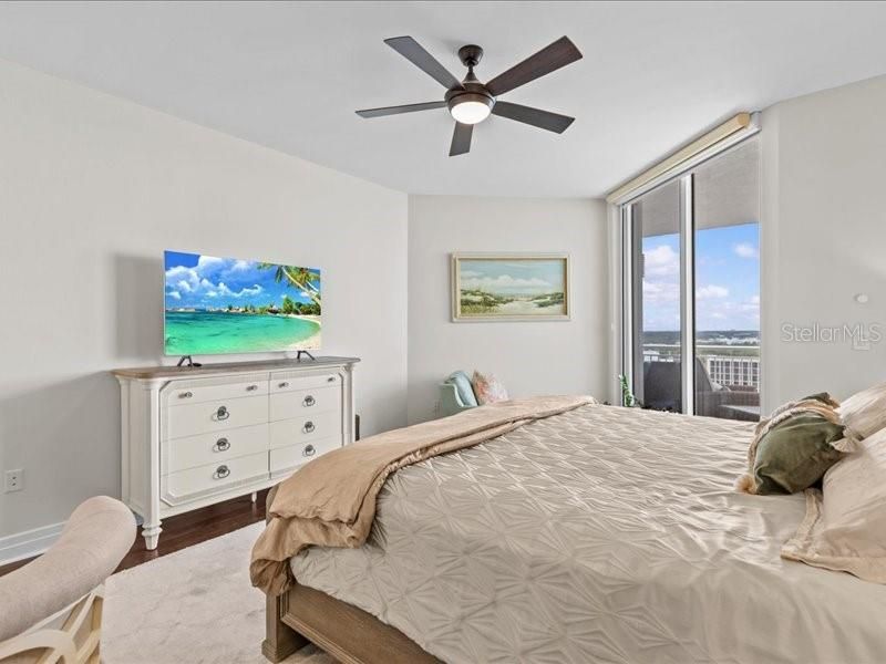 Activo con contrato: $899,000 (2 camas, 2 baños, 1765 Pies cuadrados)